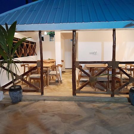 Diamond White Resort Nungwi Exteriör bild
